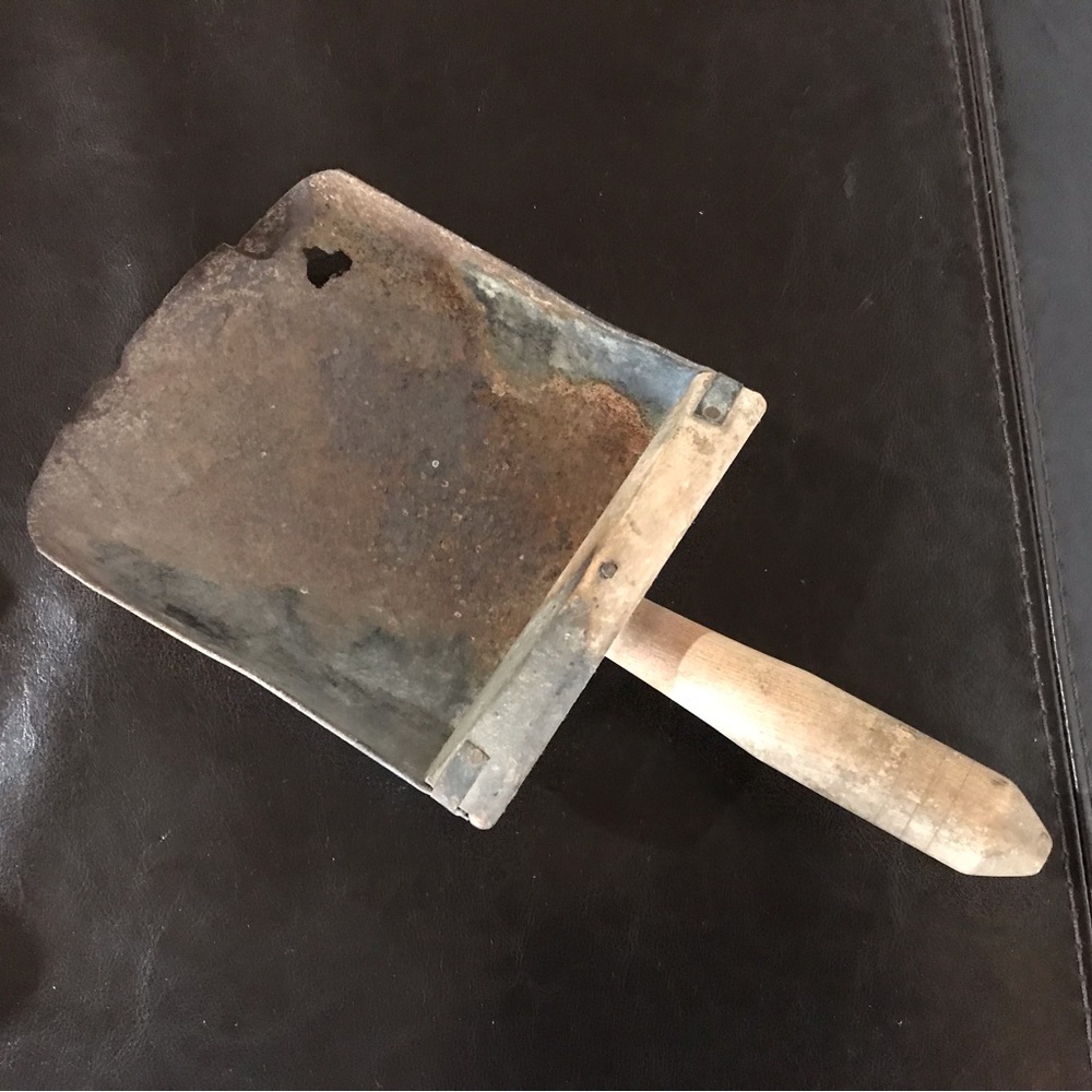 Antique Scoop